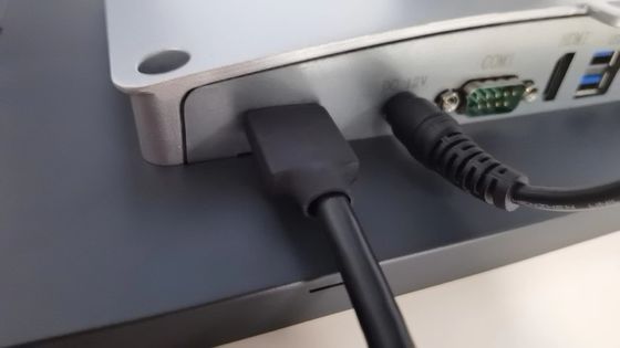 HoReCa POS-systeem met capacitieve touchscreen met lichtgewicht aluminiumhousing
