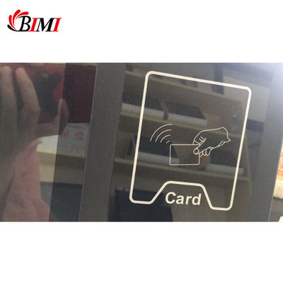 Bimi 21,5 inch zelfbetalende kiosk met thermische printer en 2D-scanner
